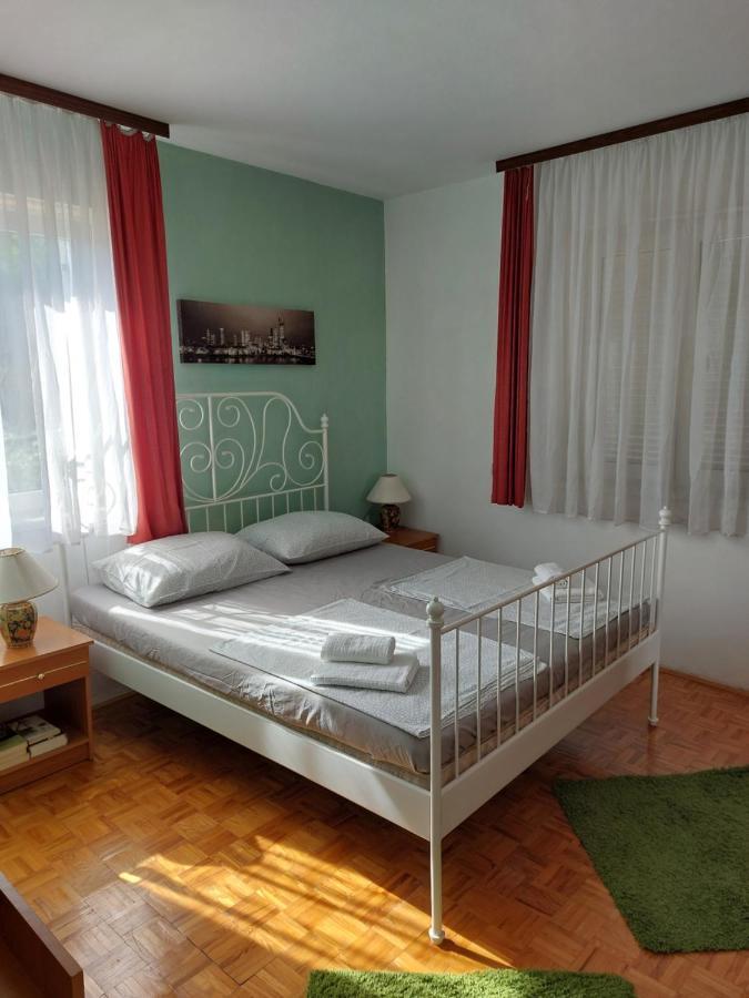 Orange City Apartment'S Repic Biograd Na Moru Exterior foto