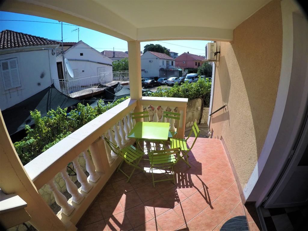 Orange City Apartment'S Repic Biograd Na Moru Exterior foto