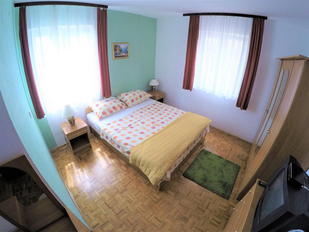 Orange City Apartment'S Repic Biograd Na Moru Exterior foto